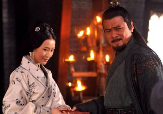 (新三国之霸天下)三国之新霸主：崭露头角的绝世军师夺得帝位