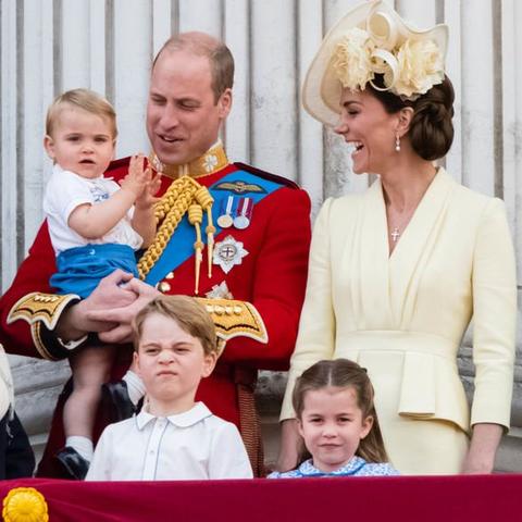 (夏洛特的cg)夏洛特的餐桌中文版下载地址及使用方法分享给您 (夏洛特的cg)夏洛特的餐桌中文版下载地址及使用方法分享给您