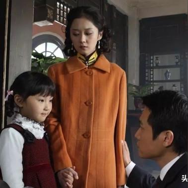 最全解析：《闪亮的你》游戏攻略，步步为赢打造完美舞台秀，全方位提升你的音乐剧之旅