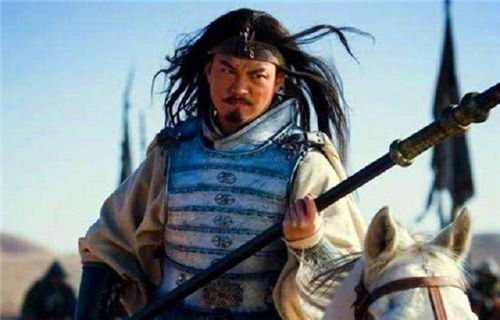 (旧版三国马超扮演者)老版三国的马超太帅了，英勇威猛，英雄本色展现无遗