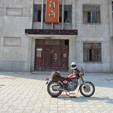 (黑暗荒野二,怎么联机?)探索黑暗荒野2：联机教程，带你突破枯燥的荒野生存模式
