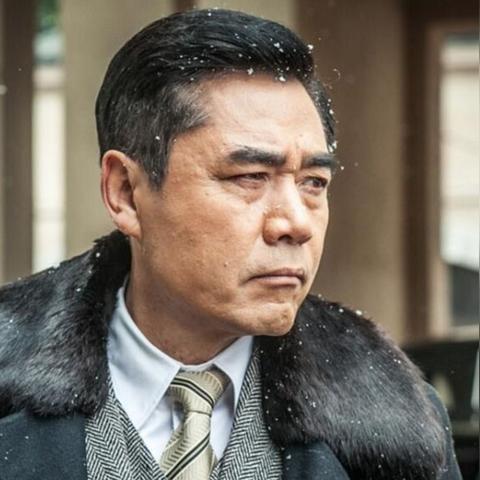 在线游戏中的乾坤：探讨乾坤Online在重塑古代中国社会秩序与文化中的角色和影响