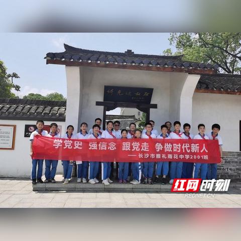 (我和谁写作大赛,谁是你与他人的风景800字作文)我和谁写作大赛，谁是你与他人的风景800字作文。