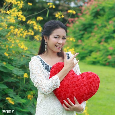 时光镇歌曲：穿越岁月的旋律与记忆，倾诉心灵深处的感动与故事