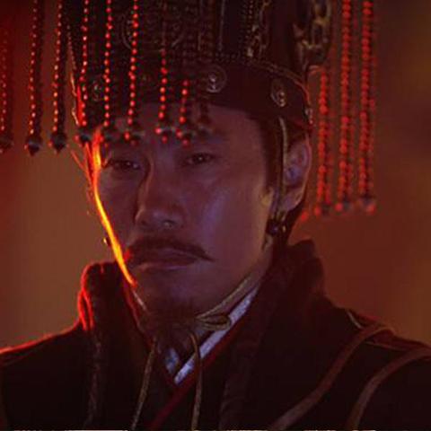 (播放霸王龙生孩子的照片)霸王龙肚子剧痛，即将迎来生宝宝，生产过程令人揪心焦虑