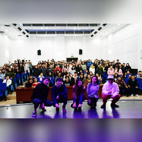 (部落战争学院安卓汉化版下载)深度解析部落战争学院攻略：策略、阵容与资源管理全方位指南