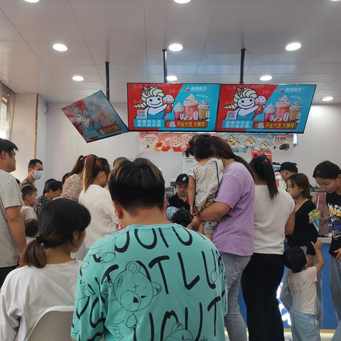 (品牌奶茶店加盟排行榜10强)十大品牌奶茶店加盟费排名，细数最值得投资的奶茶加盟品牌