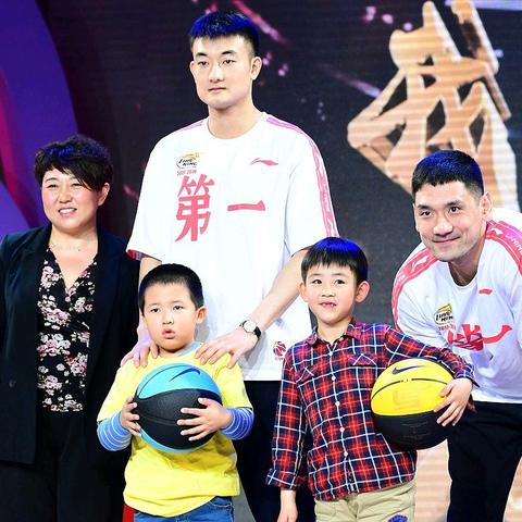 探秘热门手游《抖音王牌小射手》：玩法特色、攻略分享及最新动态
