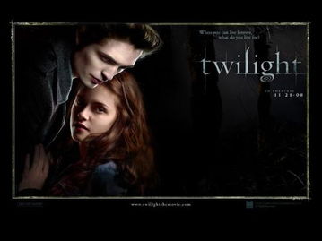 (暮光之城吸血鬼/twilight vamps)暮光之城：探索爱与命运纠葛中的吸血鬼与人类之间的动人故事