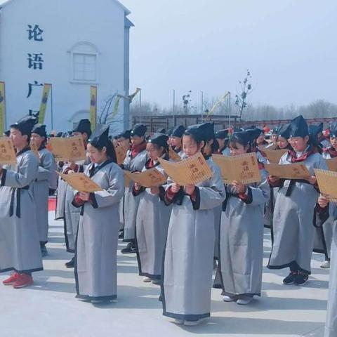 (天地鉴的意思)探寻天地鉴的含义：揭秘神秘符号背后隐藏的力量与智慧