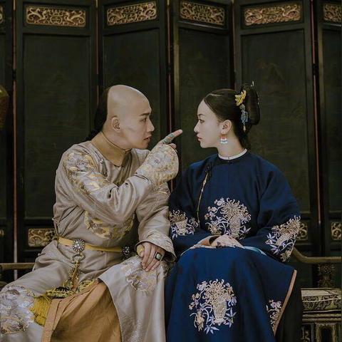 (甄嬛传 手游)甄嬛传手游官网下载，畅享宫廷恋爱冒险游戏的精彩世界