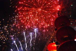 (烟花fireworks下载)Experience the Magic of Fireworks with the FireworksSimulator烟花mod