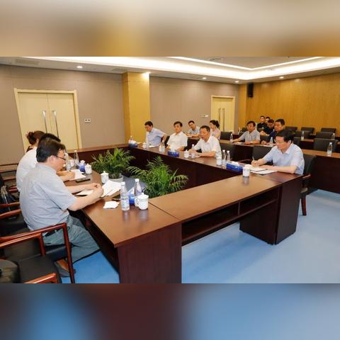 (新希望占民生银行多少股)新希望集团增加持股，回归助力民生银行发展。
