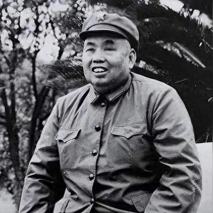 (探索荣誉指挥官模式的神秘游戏世界怎么进)探索荣誉指挥官模式的神秘游戏世界