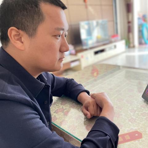 (类似光明大陆的手游推荐)探寻类似光明大陆的手游：探索广阔世界、挑战强敌！
