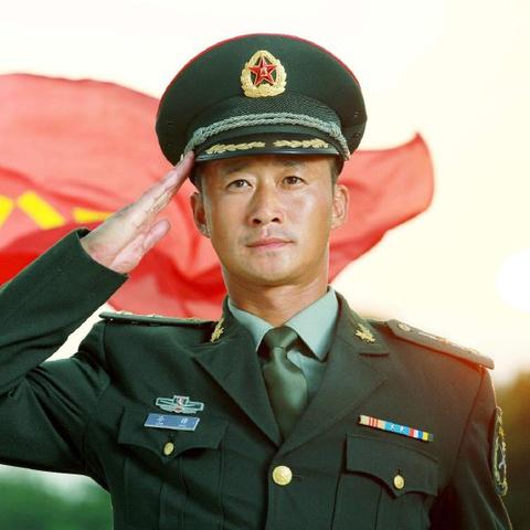 (俄罗斯版战狼2在线观看)《俄罗斯版《战狼2》》引领观影新潮流，震撼全球影坛！